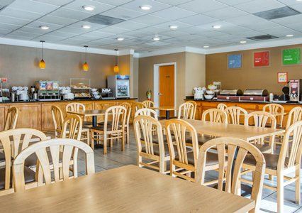 Hotel Comfort - Convention Center Visalia