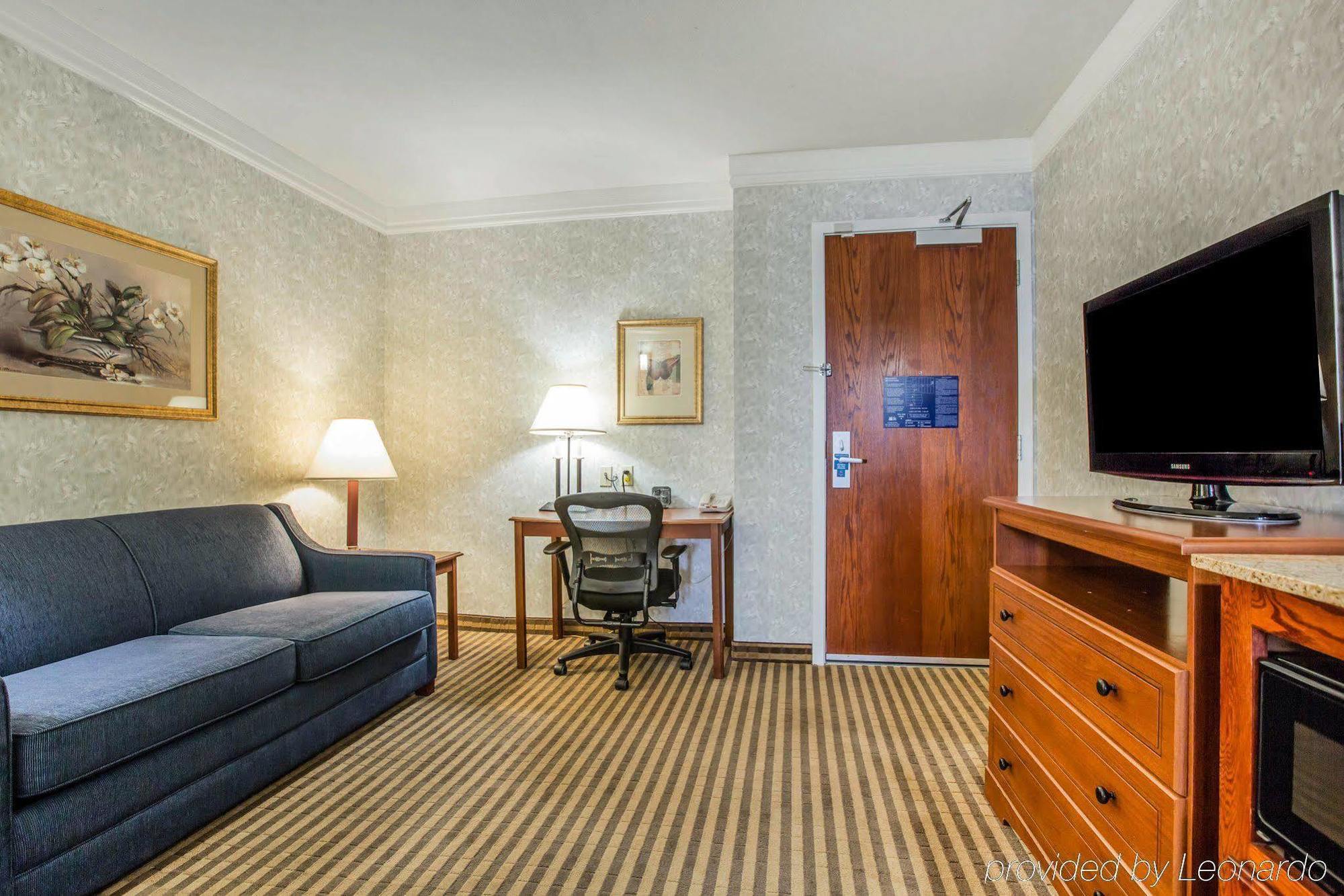 Hotel Comfort - Convention Center