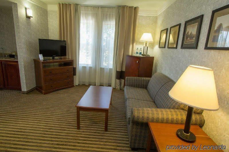 Hotel Comfort - Convention Center 3*
