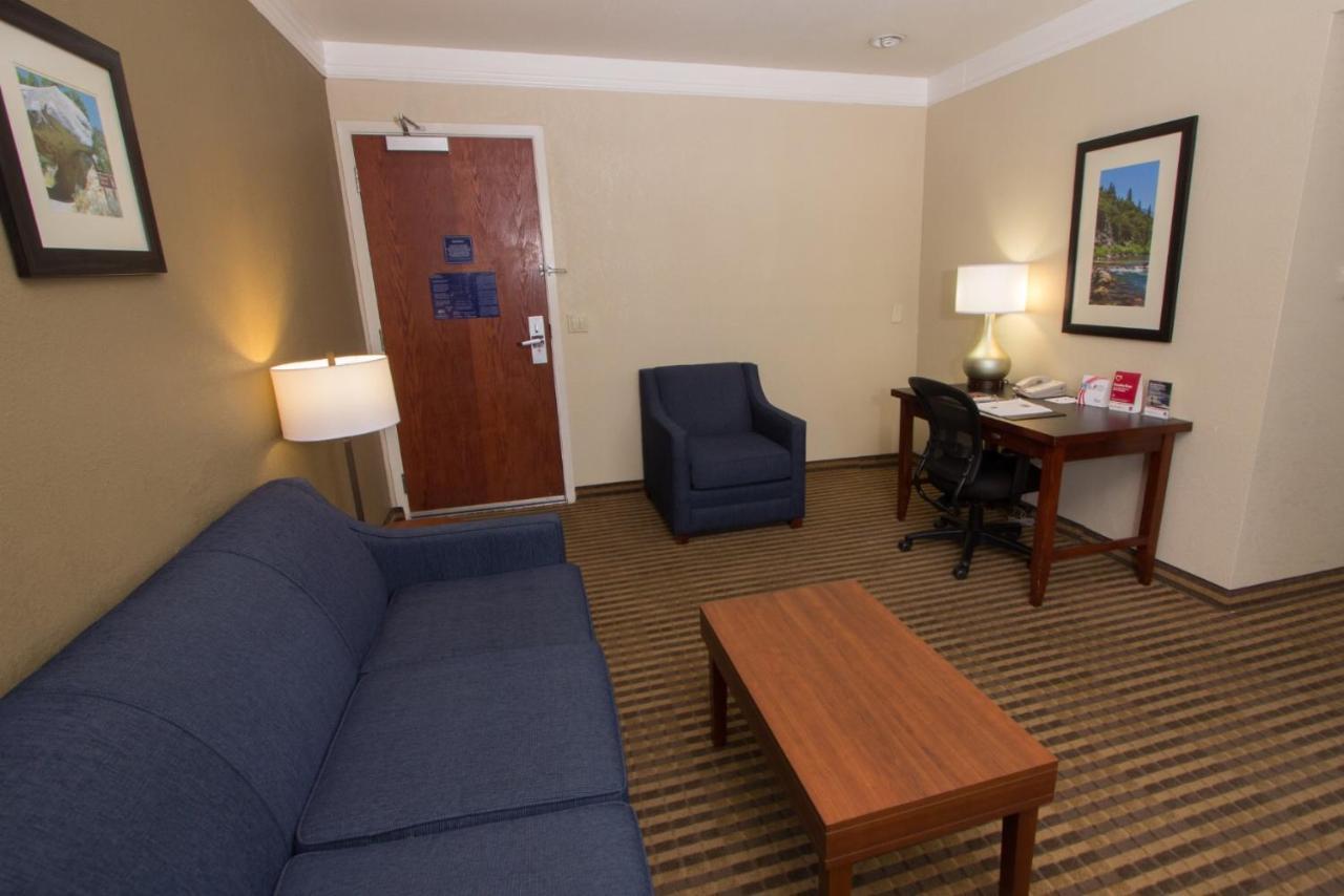 Hotel Comfort - Convention Center 3*